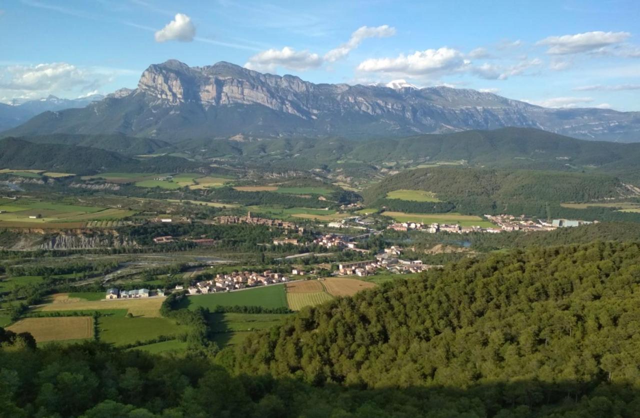 Apartamento Cinca Pirineo En Ainsa Luaran gambar